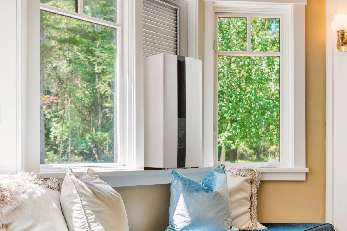 Kogan SmarterHome 3.0kW Inverter Vertical Window Air Conditioner - Image 4