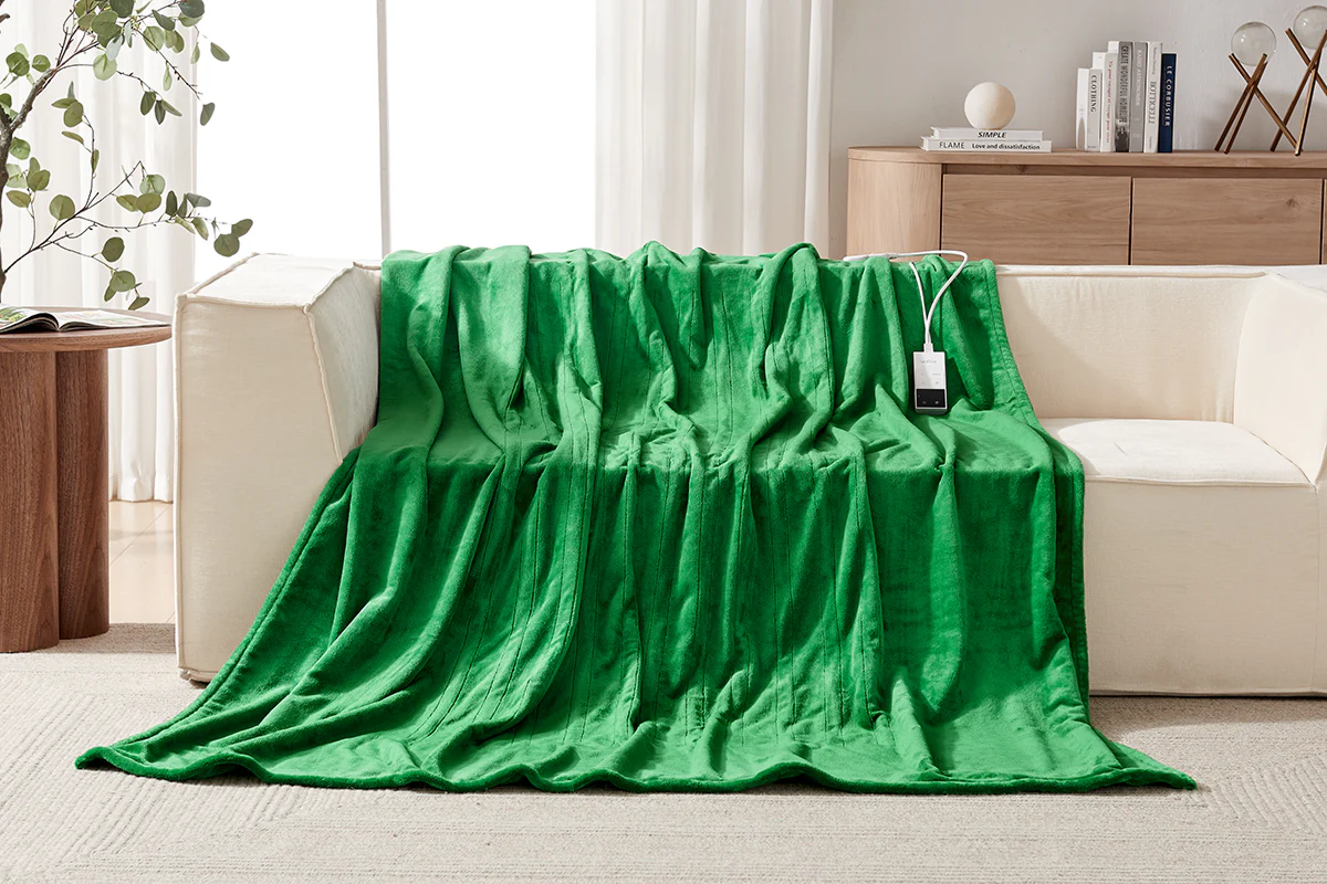 Kogan Washable Electric Heated Throw Blanket Green 200 x 180cm - Image 4