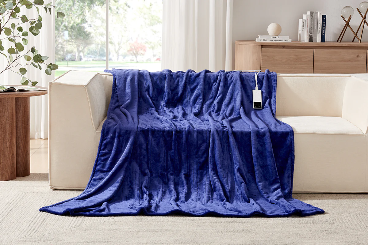 Kogan Washable Electric Heated Throw Blanket Navy 160 x 130cm - Image 4