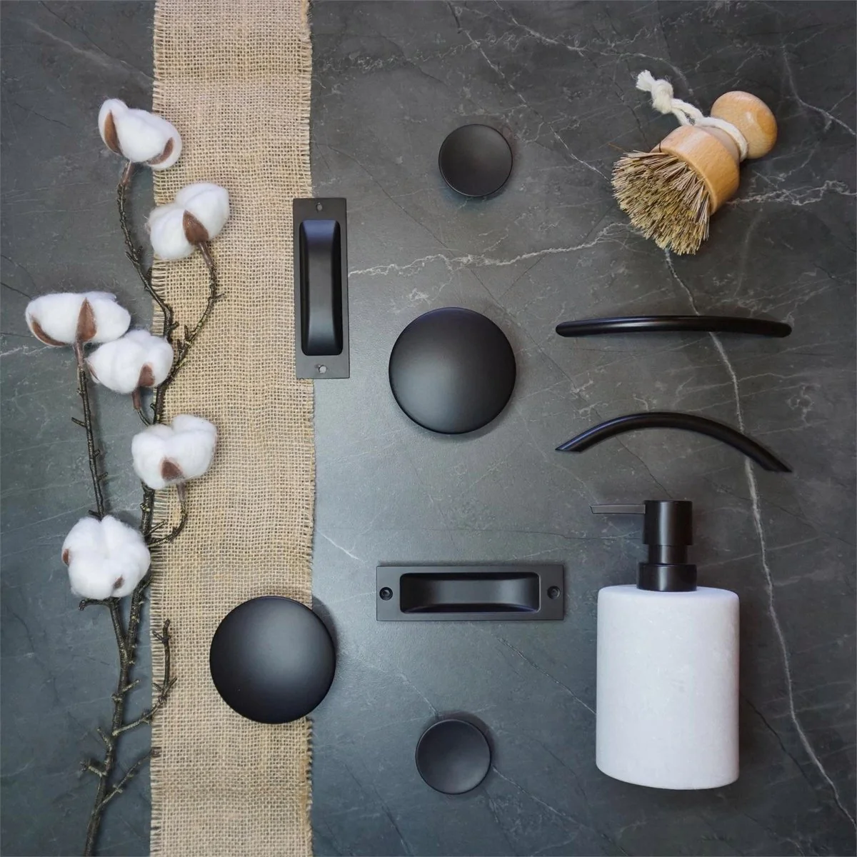 Lane 102mm Matte Black Flush Pull Handle - Zinc - Indoor Use - Image 2