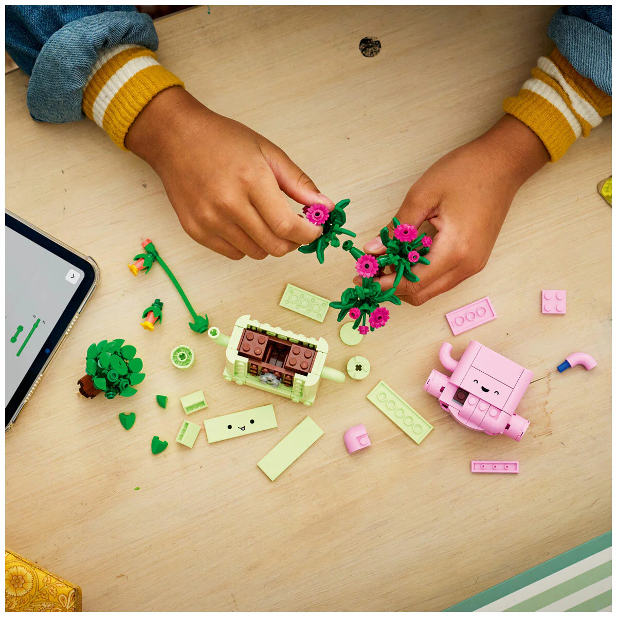 LEGO Botanicals Rocking Plants 11506 253-Piece Playful Plant Set - Image 7