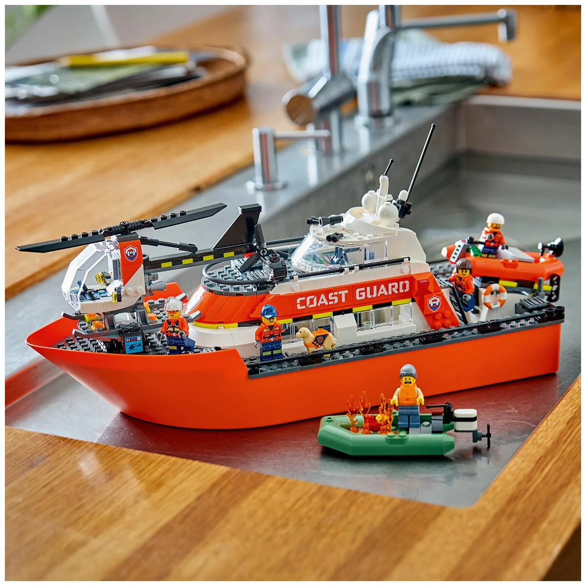 LEGO City Coast Guard Rescue Boat & Helicopter 60504, 742-Piece Floating - Image 3