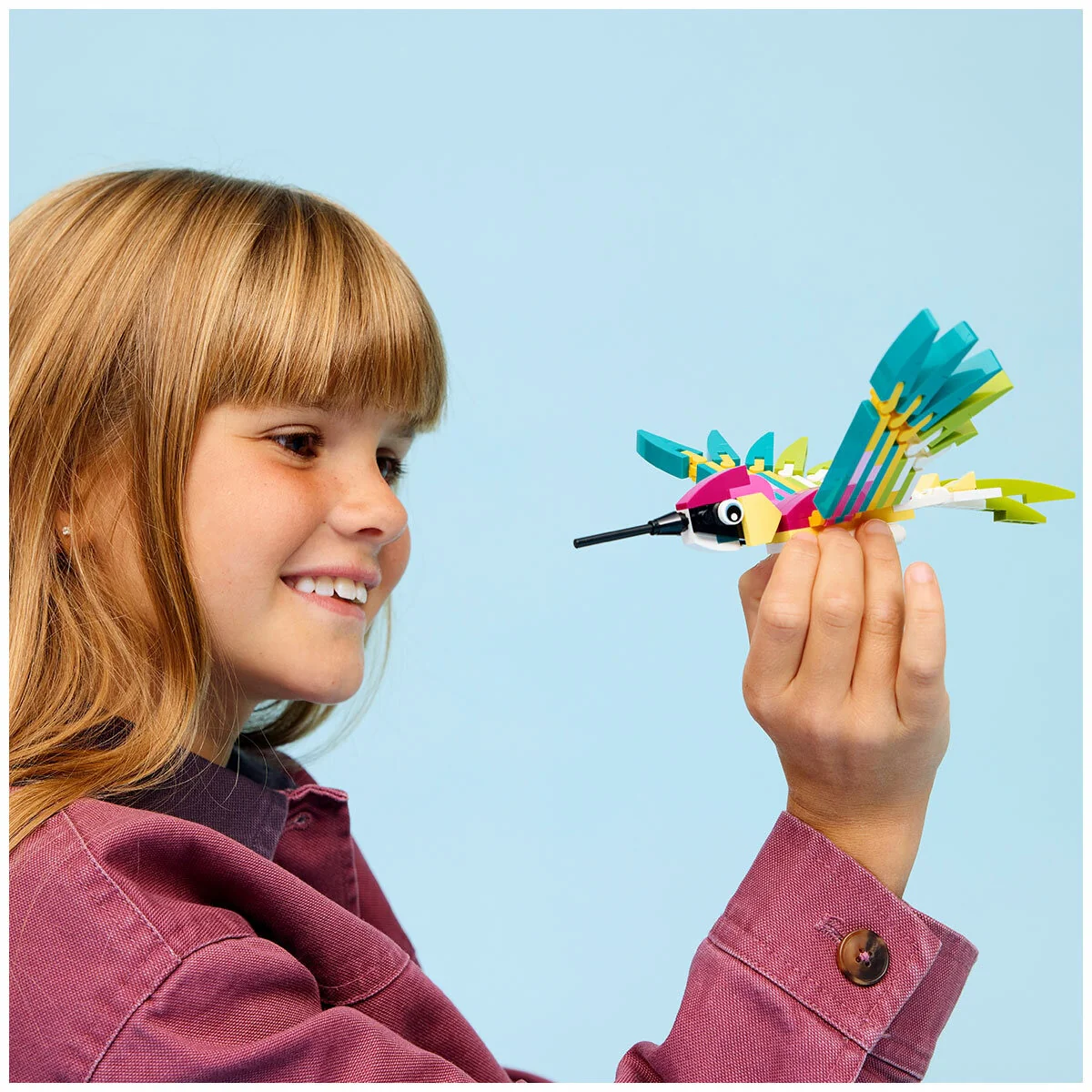 LEGO Creator 3-in-1 Wild Animals Colourful Hummingbird 31384 312 Pieces - Image 4