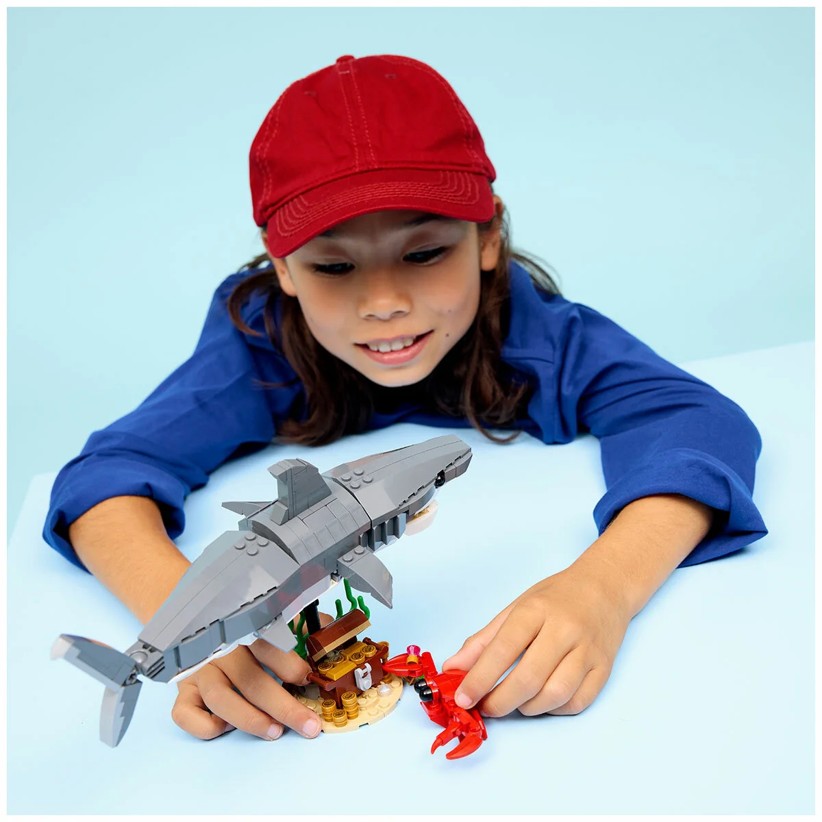 LEGO Creator 3 in 1 Posable Shark Treasure Chest 31381 379 Pieces - Image 4
