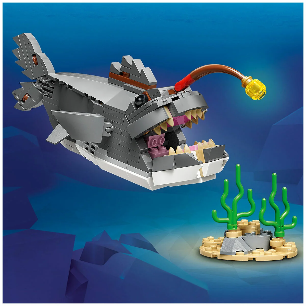 LEGO Creator 3 in 1 Posable Shark Treasure Chest 31381 379 Pieces - Image 6