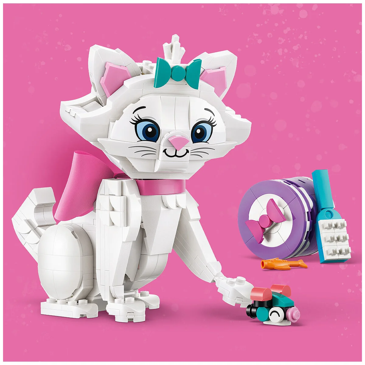 LEGO Disney The Aristocats Adorable Marie 43286 369-Piece Set - Image 6