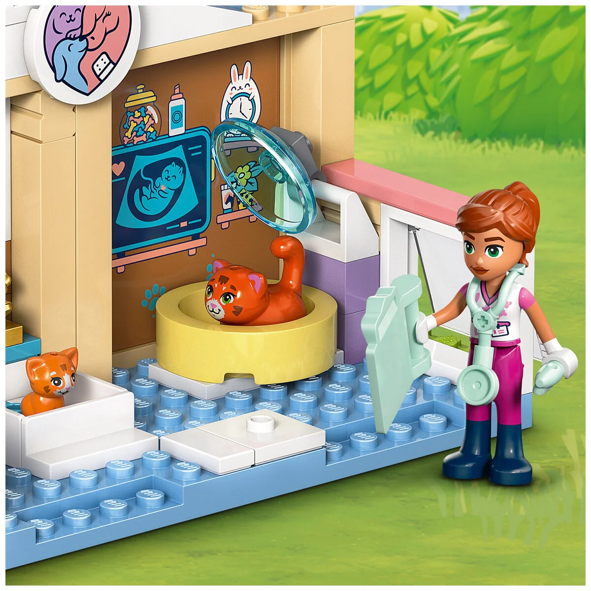 LEGO Friends Animal Vet Clinic 42696 4+ Buildable Vet Playset AU - Image 5