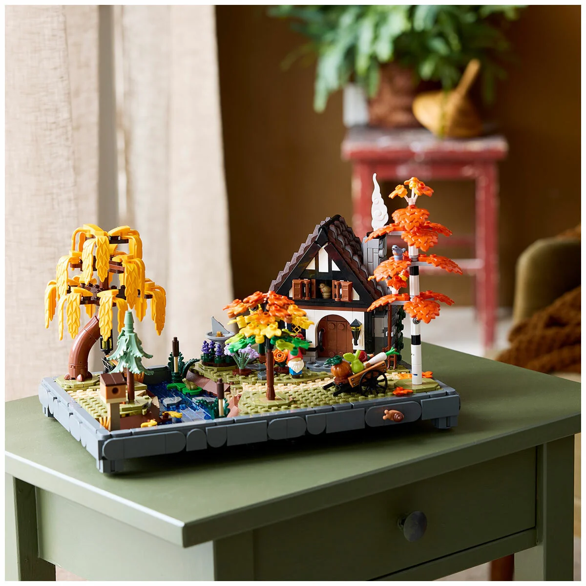 LEGO Icons Autumn Cottage Garden 11372 1102-Piece Building Set - Image 9