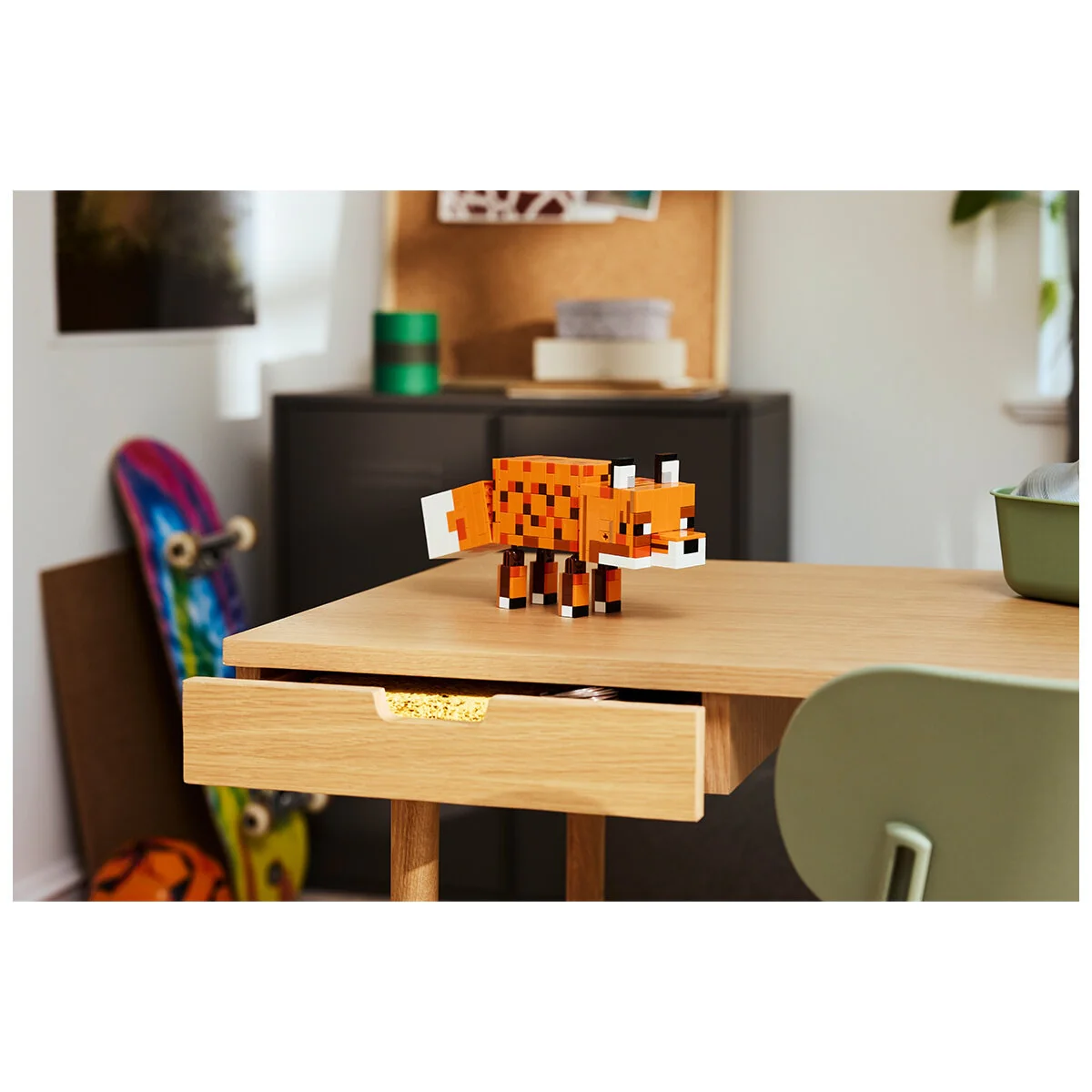 LEGO Minecraft Posable Fox 21588 Building Set 497 Pieces Age 10+ - Image 3