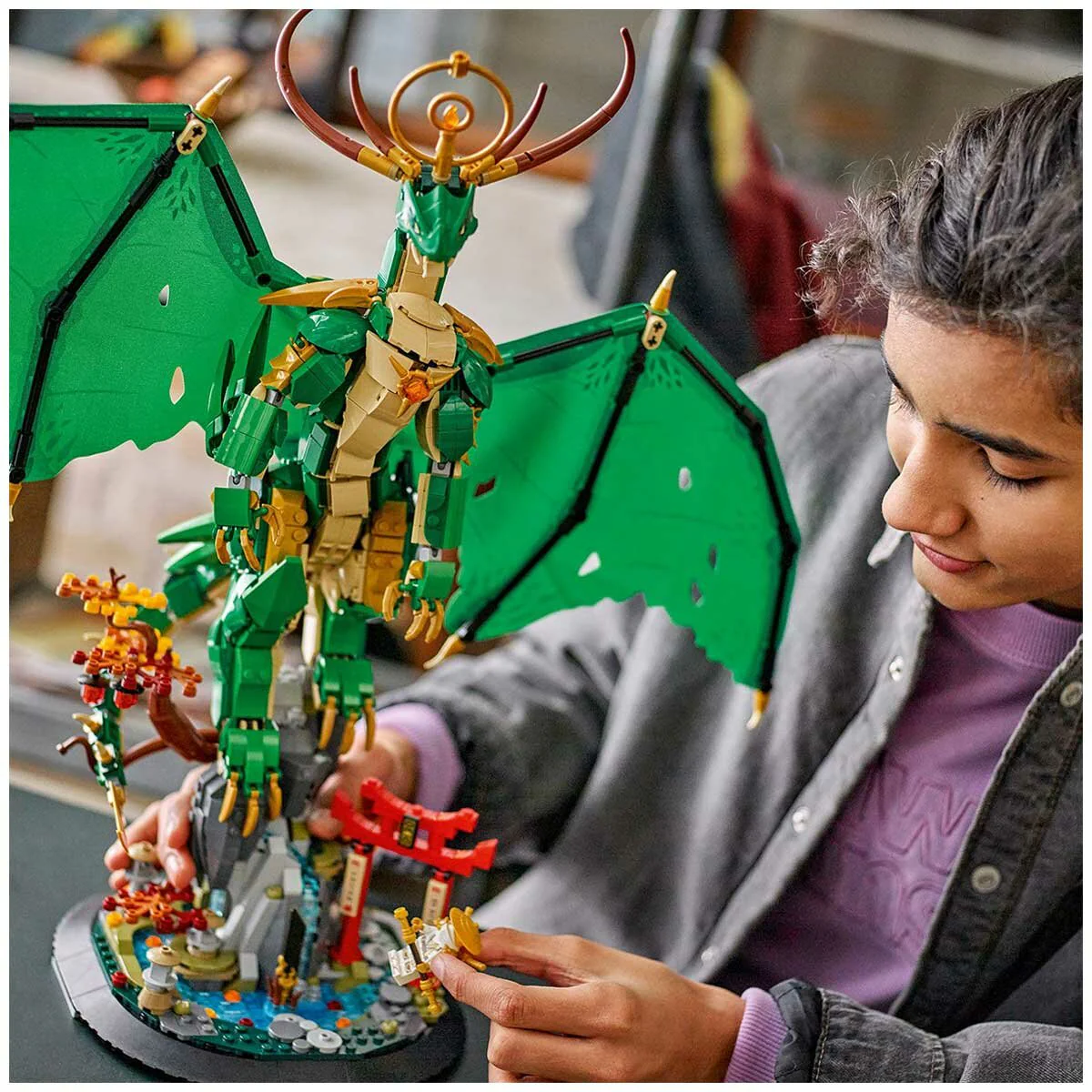LEGO NINJAGO The Guardian Dragon 71847 1650-Piece Posable Display - Image 4