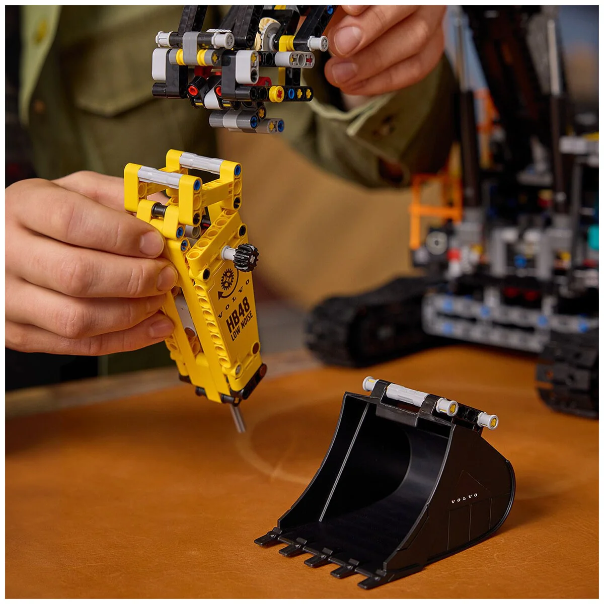 LEGO Technic Volvo EC500 Hybrid Excavator 42215 Motorised Set for Adults - Image 3