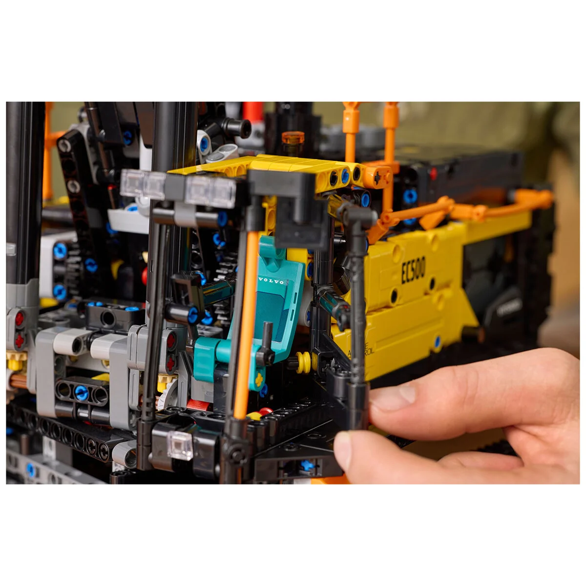 LEGO Technic Volvo EC500 Hybrid Excavator 42215 Motorised Set for Adults - Image 4