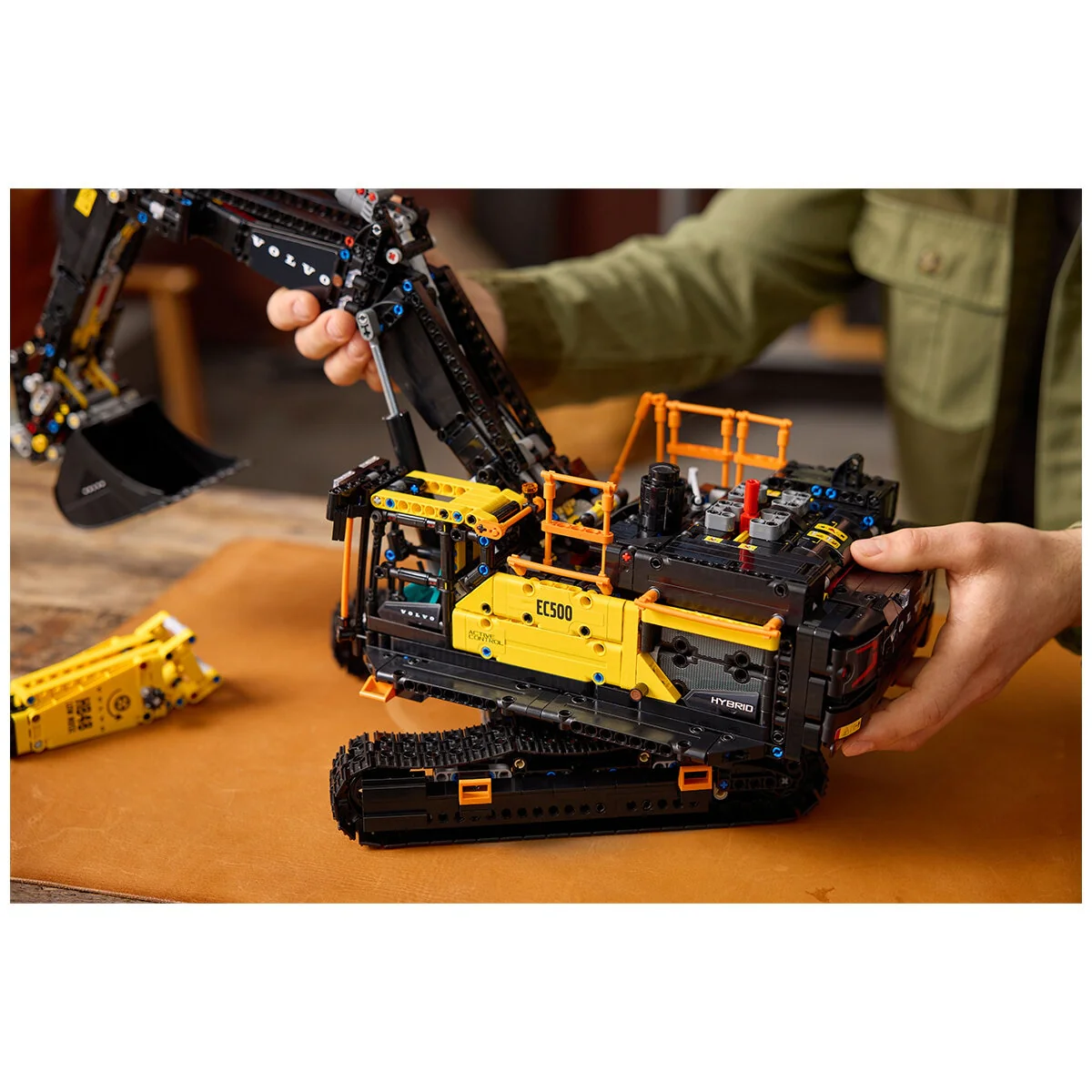 LEGO Technic Volvo EC500 Hybrid Excavator 42215 Motorised Set for Adults - Image 5