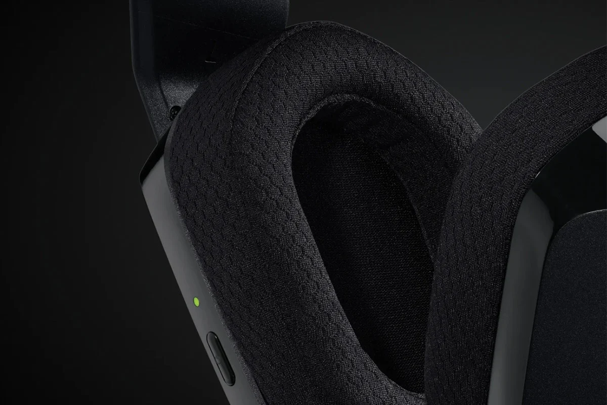 Logitech G535 Lightspeed Wireless Gaming Headset Black - Image 6