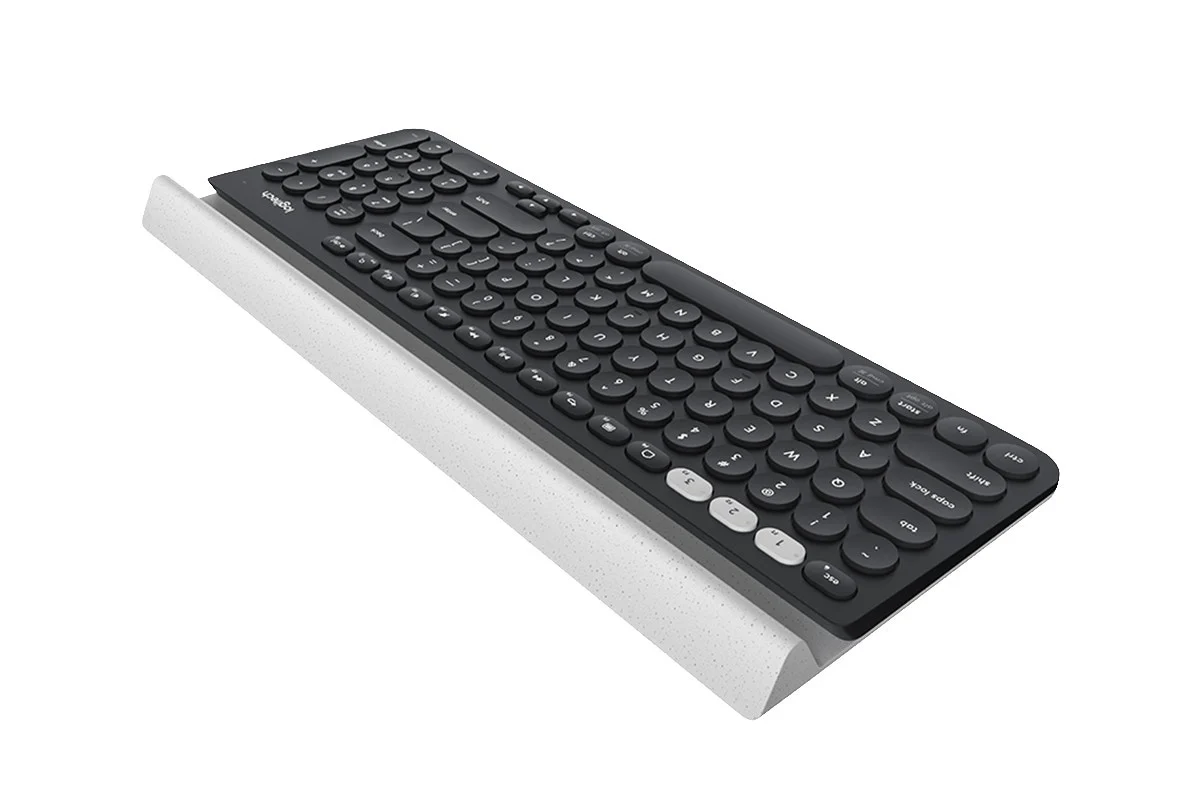 Logitech K780 Multi-Device Wireless Keyboard 920-008028 - Image 4