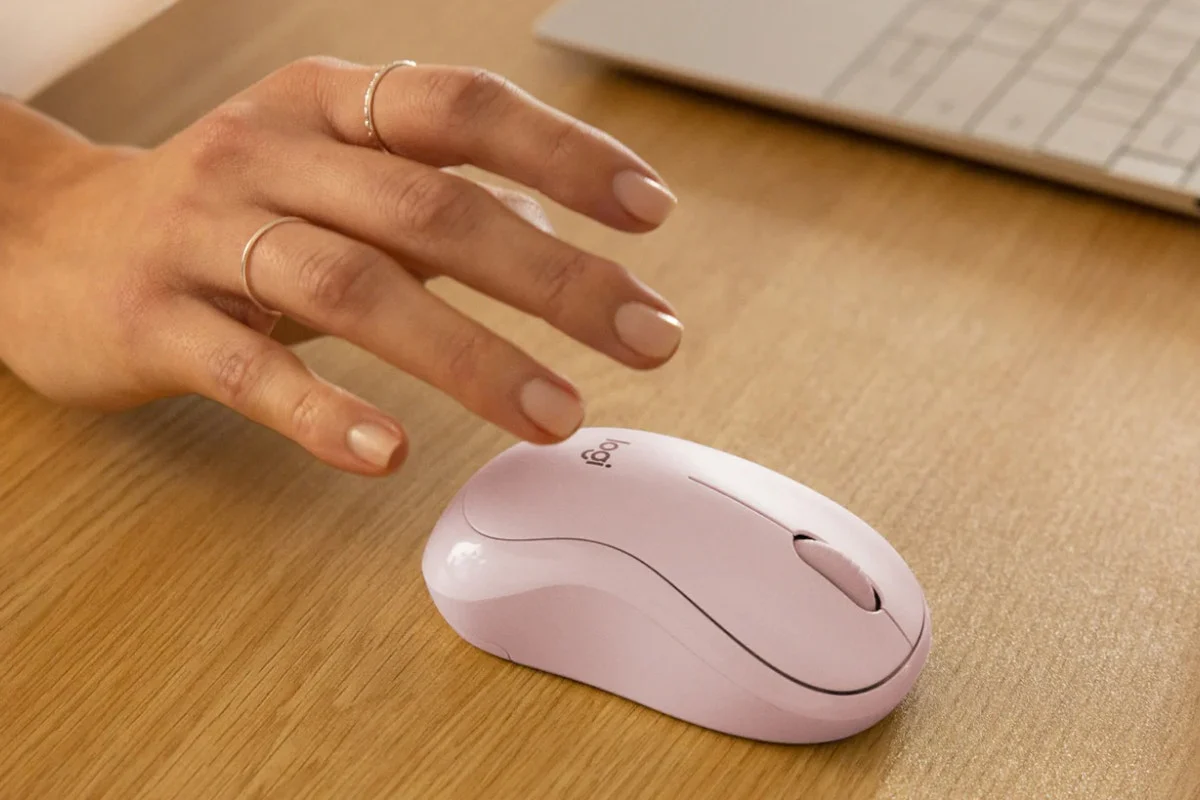 Logitech M240 Silent Wireless Mouse - Rose, Ergonomic & Bluetooth - Image 5