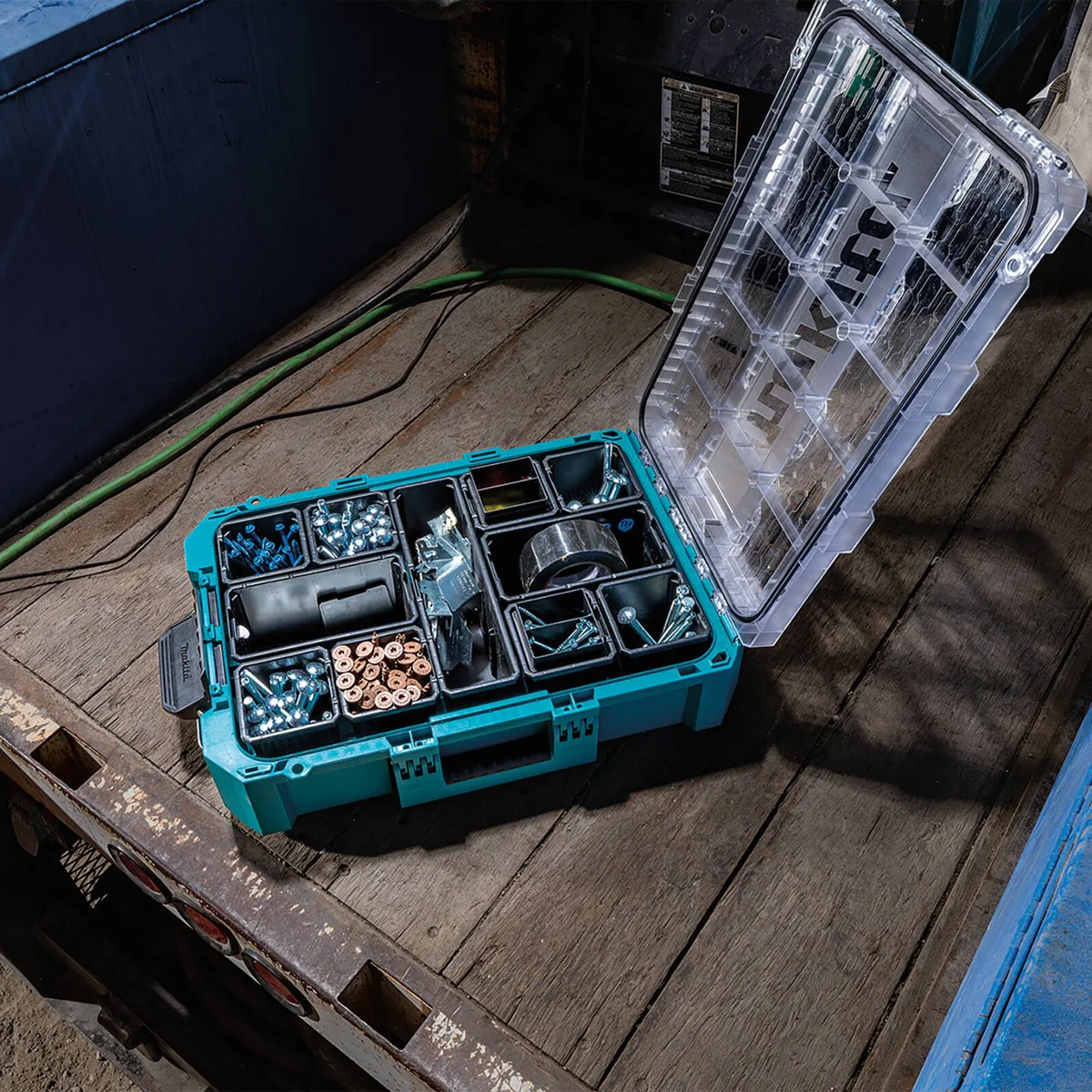 Makita Maktrak Deep Medium Organiser T 90043 - 11 Bins - 18.4L Capacity - Image 2