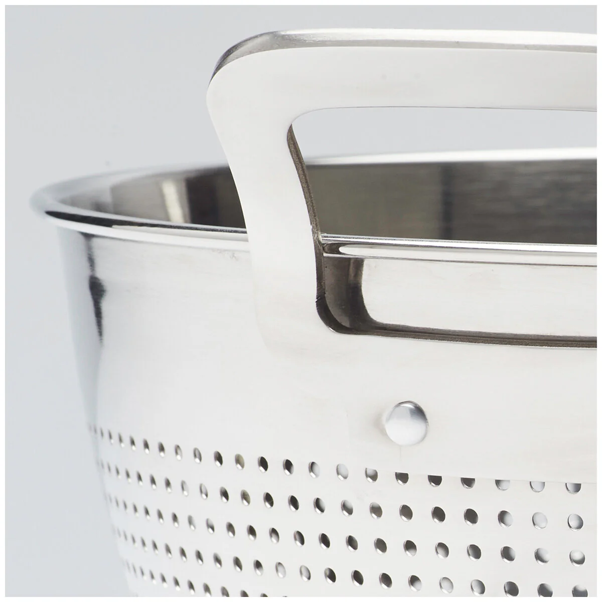 MIU Colander 3 Piece Set Stainless Steel Capacity 1.4L 2.8L 4.7L - Image 3