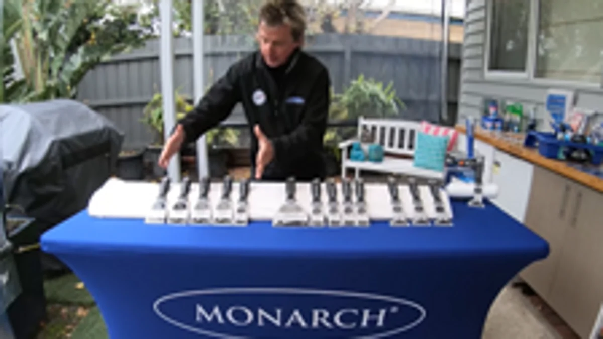 Monarch Expertech Flex Scraper - 75mm - Stainless Steel - Non-Stick - Image 2
