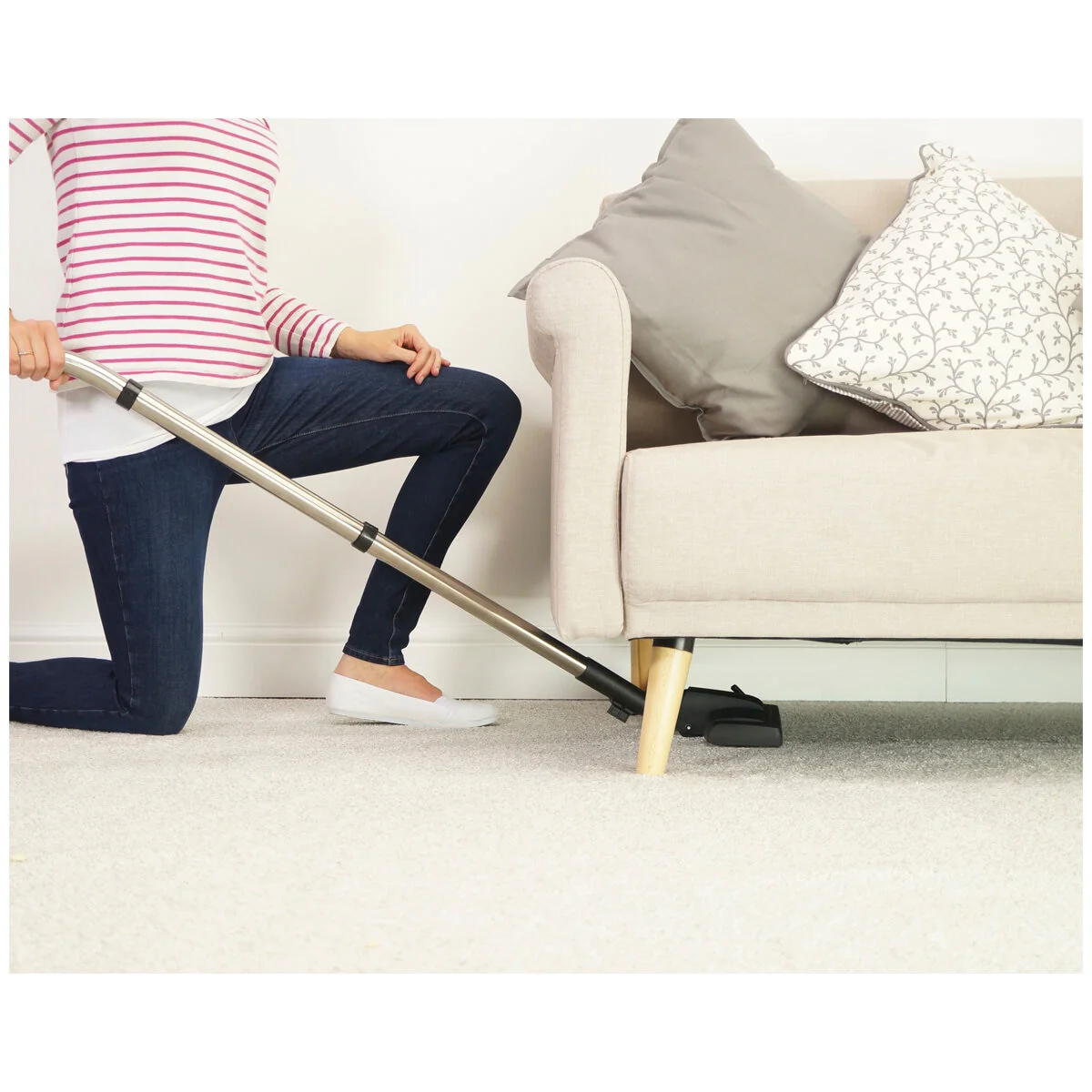 Numatic Henry Xtra Vacuum HVX160 6L Capacity 620W Easy Use - Image 12