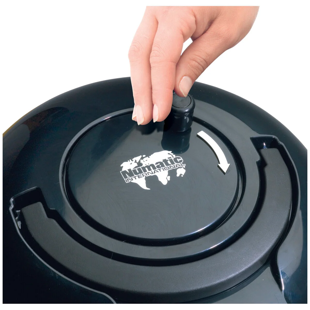 Numatic Henry Xtra Vacuum HVX160 6L Capacity 620W Easy Use - Image 6