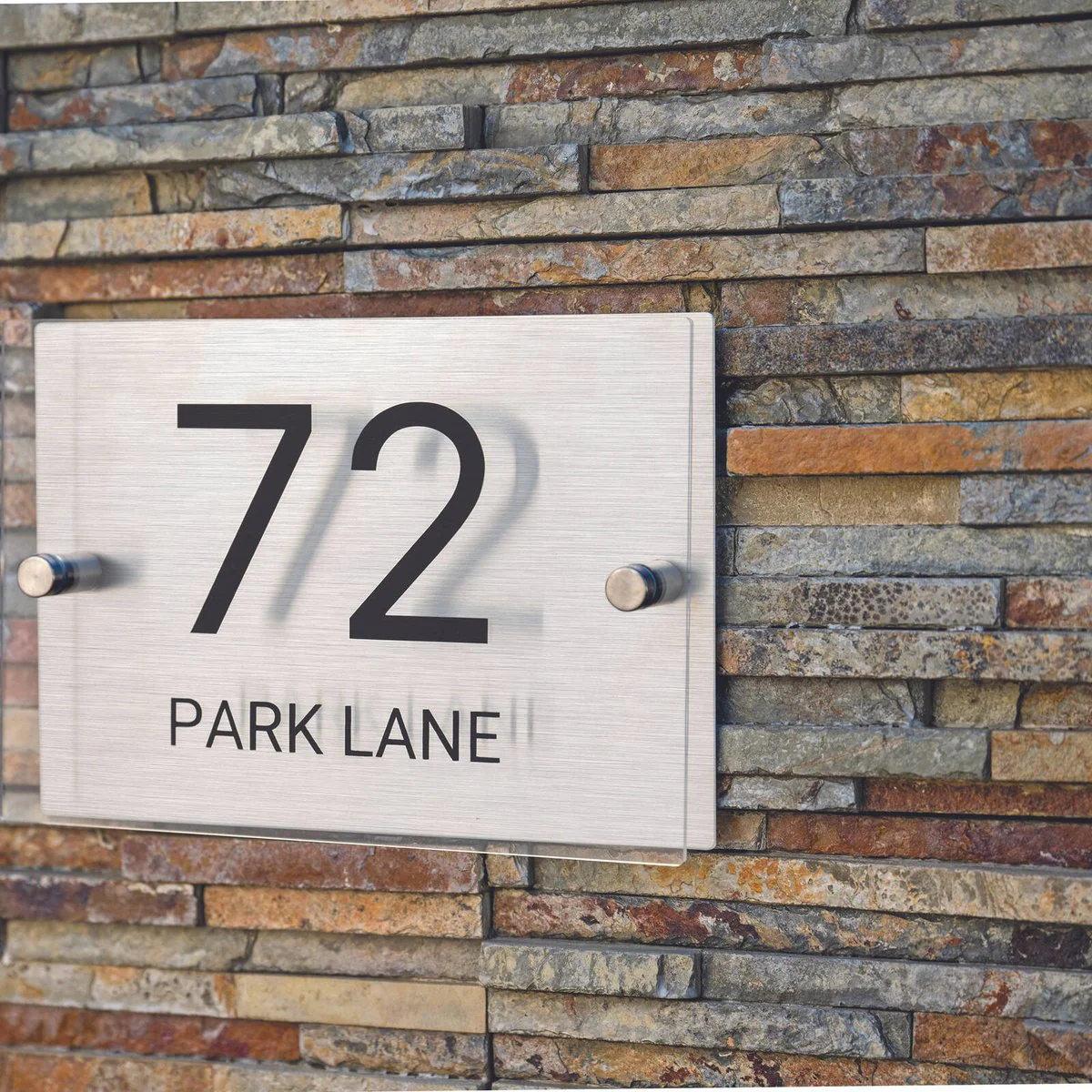 Numero Customisable Address Sign - Modern Acrylic & Stainless Steel - 200mm x 140mm - Personalised & Weatherproof - Image 2