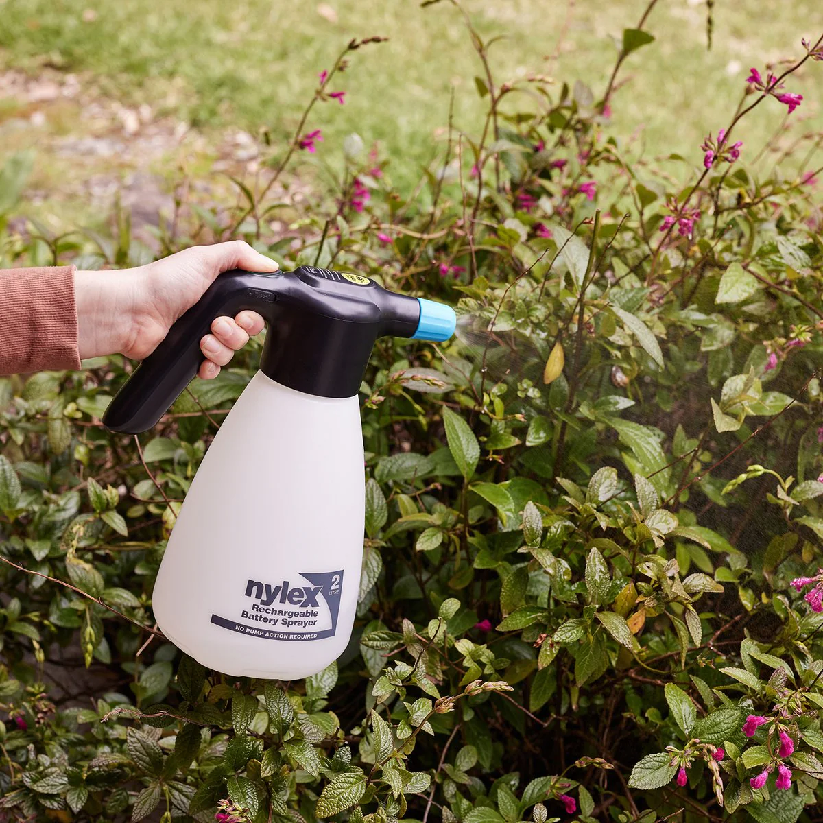 Nylex 2L Garden Battery Sprayer - Rechargeable - Ergonomic Design - Adjustable Spray - Image 5