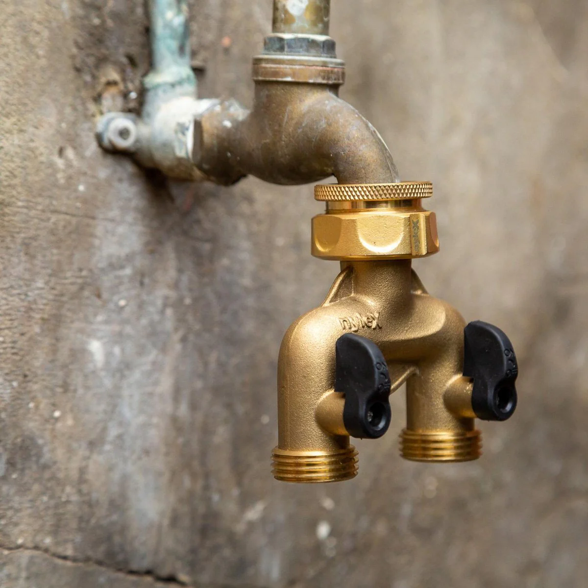 Nylex Brass Two Way Manifold - 12mm - Solid Brass - UV Protected - Image 4