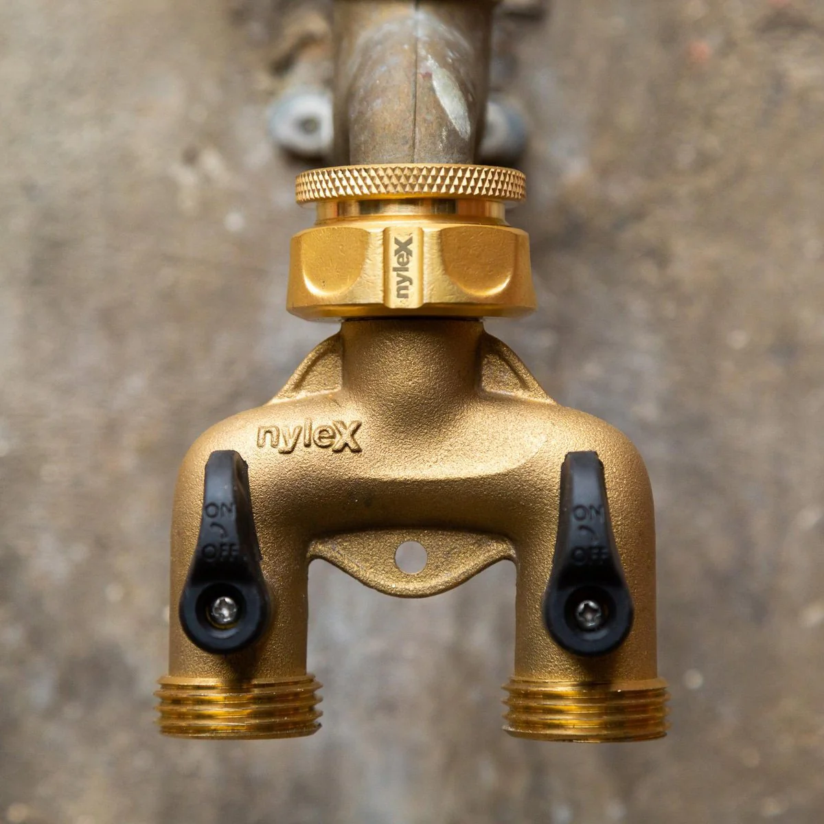 Nylex Brass Two Way Manifold - 12mm - Solid Brass - UV Protected - Image 5