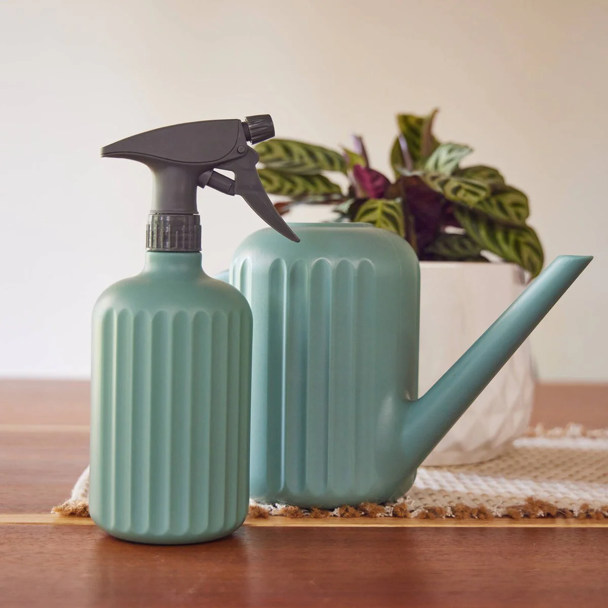 Nylex Garden Trigger Sprayer 750ml - Oil Blue - Adjustable Nozzle - Image 3