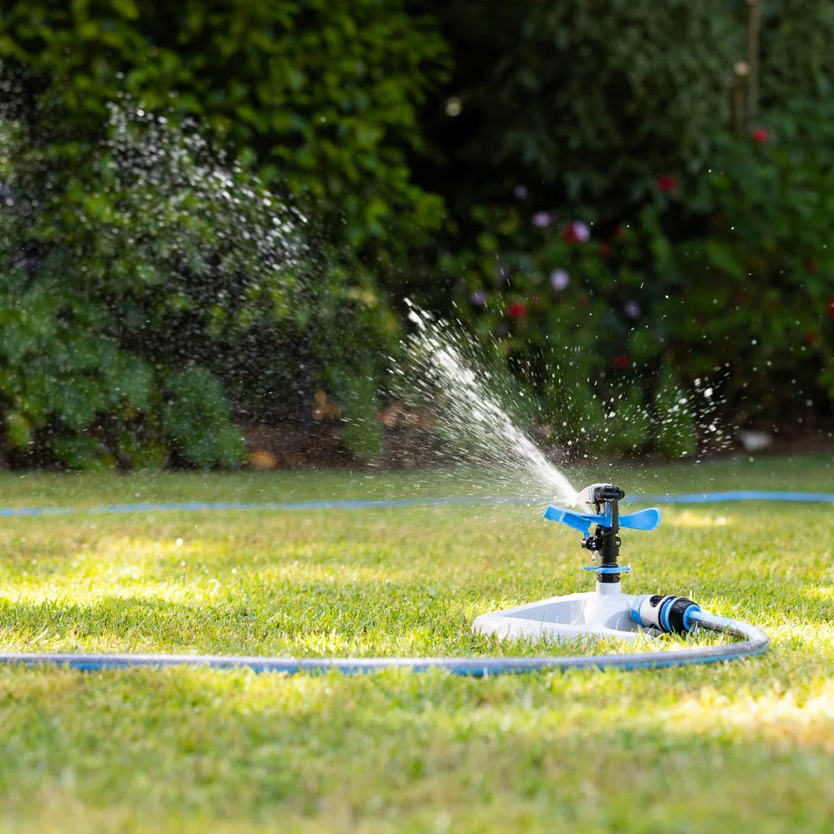 Nylex Impact Sprinkler - 22m - UV Stabilised - Adjustable Arc - Image 2