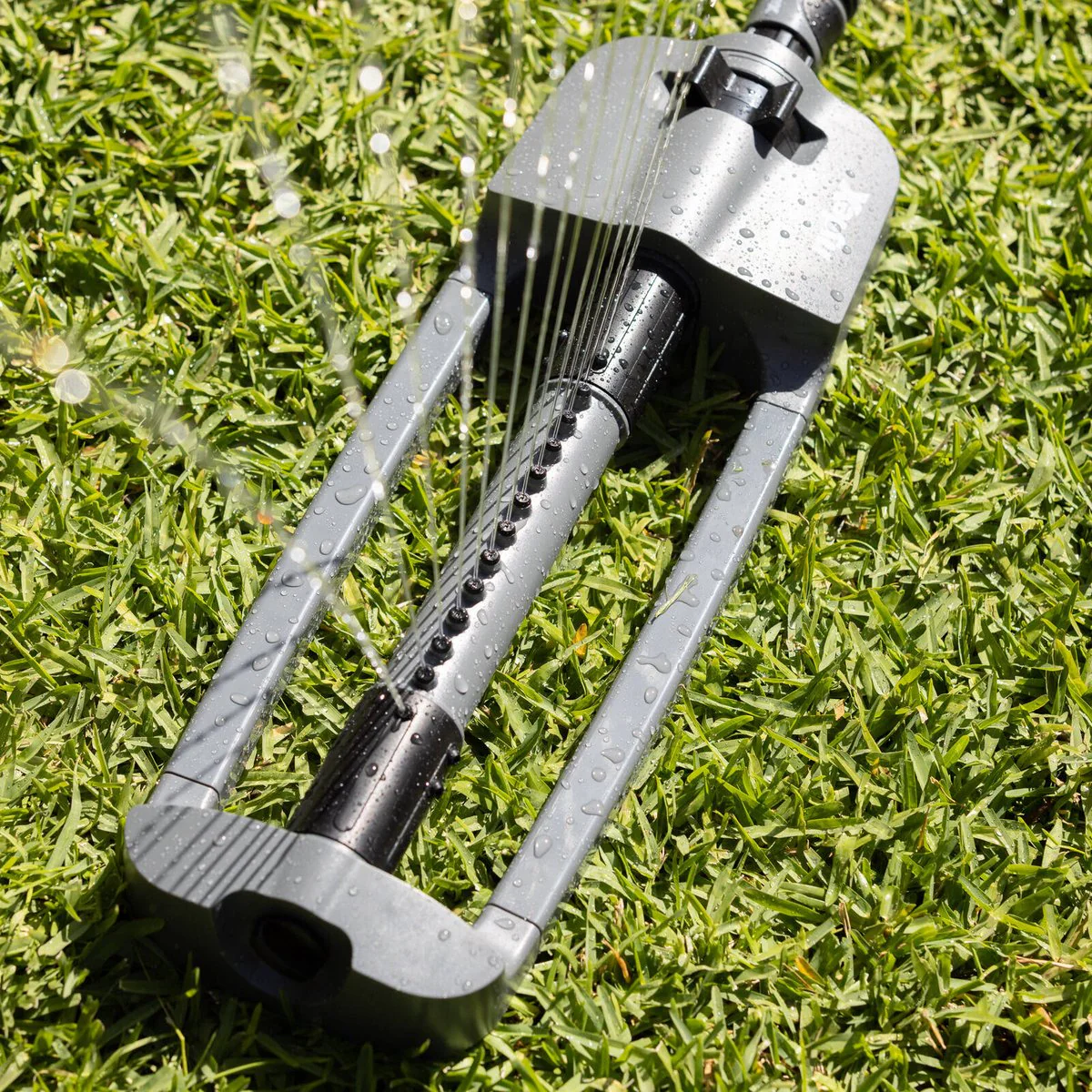 Nylex Recycled Plastic Oscillating Sprinkler - 19 Nozzles - 300m² Coverage - Image 3