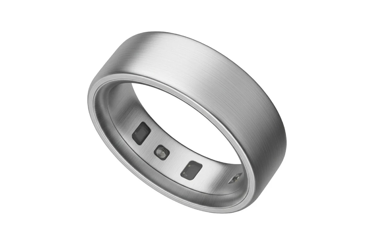 Oura Ring 4 Wellness Tracker - Brushed Silver, Size 9, Titanium Design