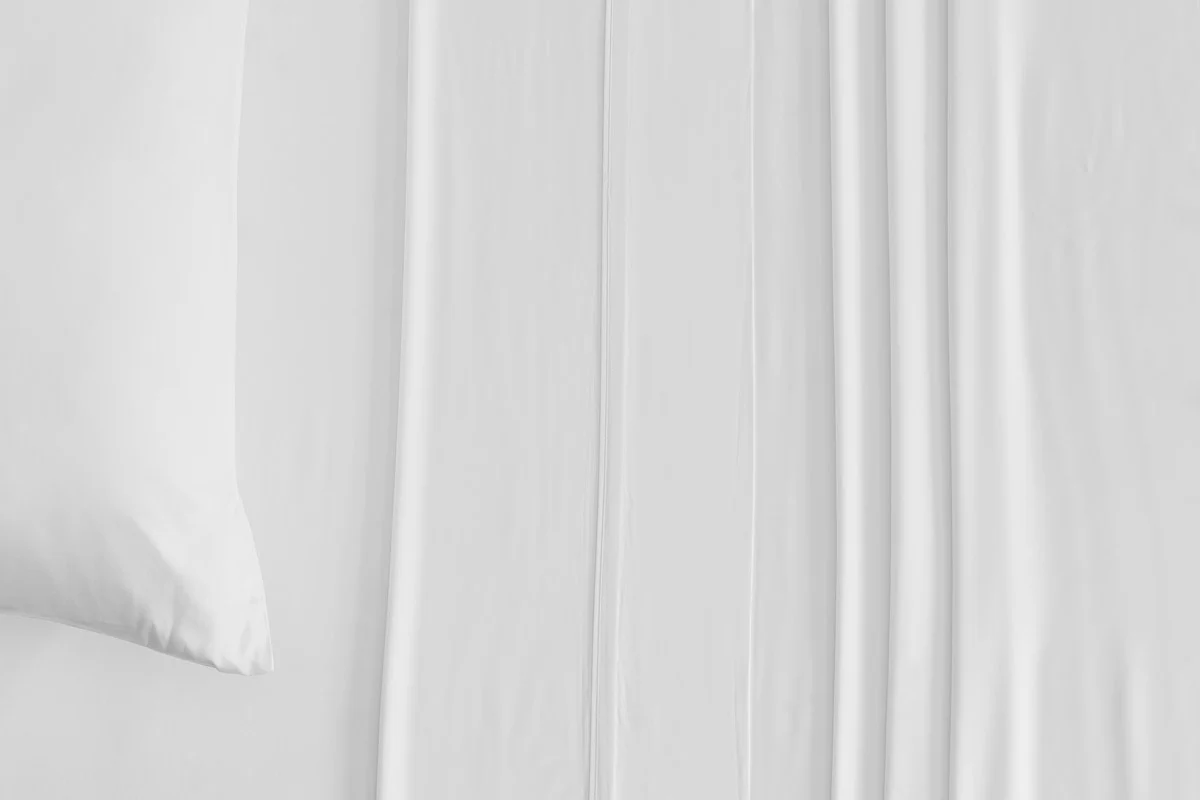 Ovela Bamboo Bed Sheet Set White Double 100% Natural - Image 4
