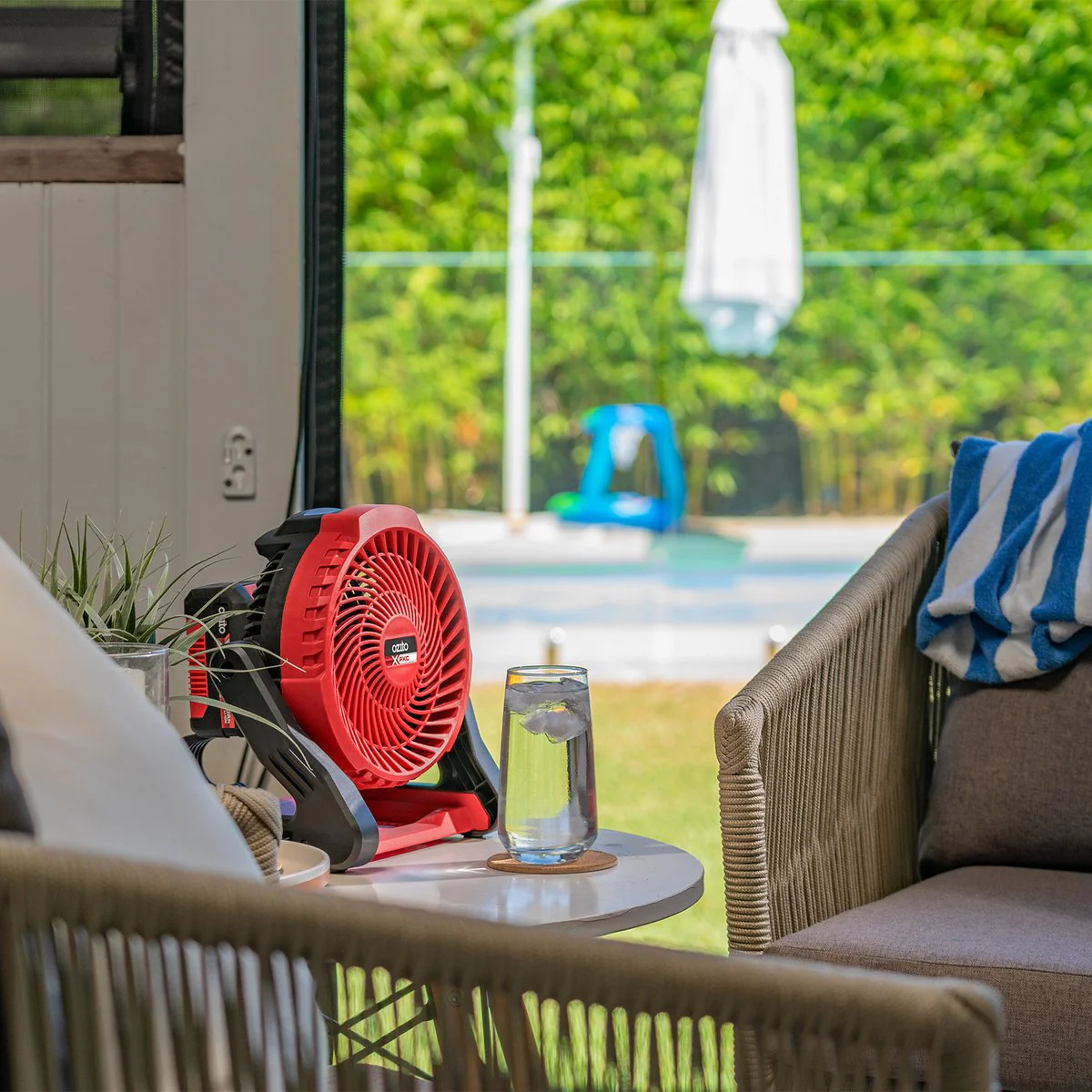 Ozito 18V Cordless Portable Fan PXPFS 018 - 360° Rotation - 3 Speed Settings - Image 5