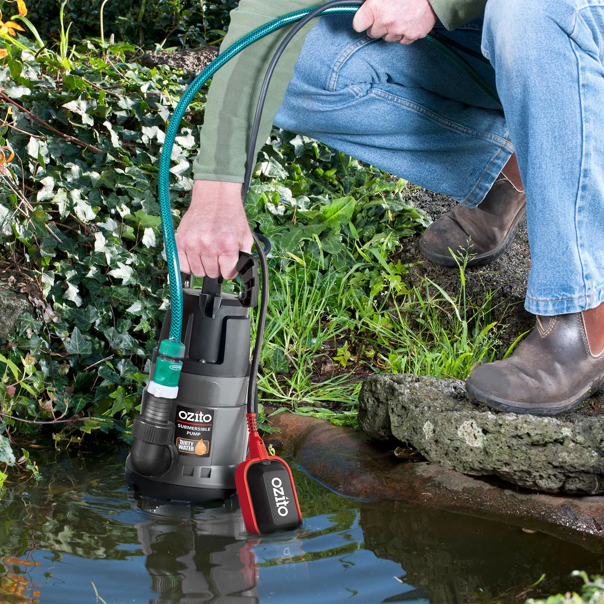 Ozito 780W Submersible Dirty Water Pump OSP 780 - 8m Head - 35mm Solid Handling - Image 3