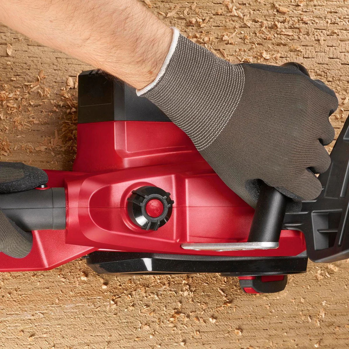 Ozito Cordless Chainsaw Kit - 250mm - Metal - Safety Chain Brake - Image 5