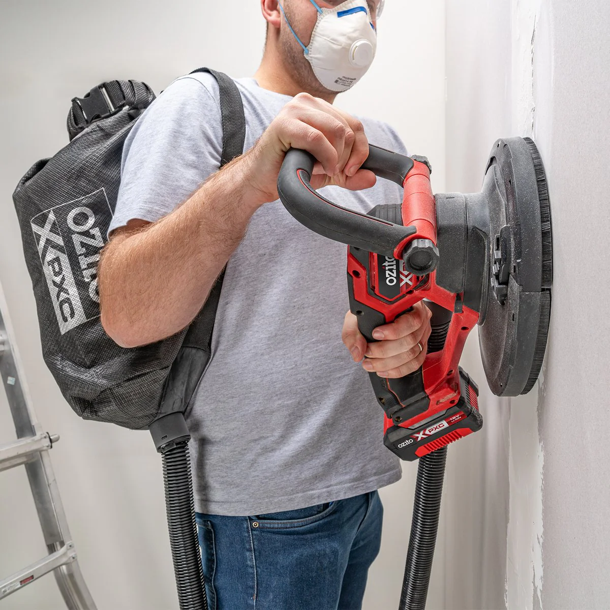 Ozito PXC 18V Drywall Sander PXBDWS 225 - 370mm x 270mm x 240mm - Brushless - Image 3