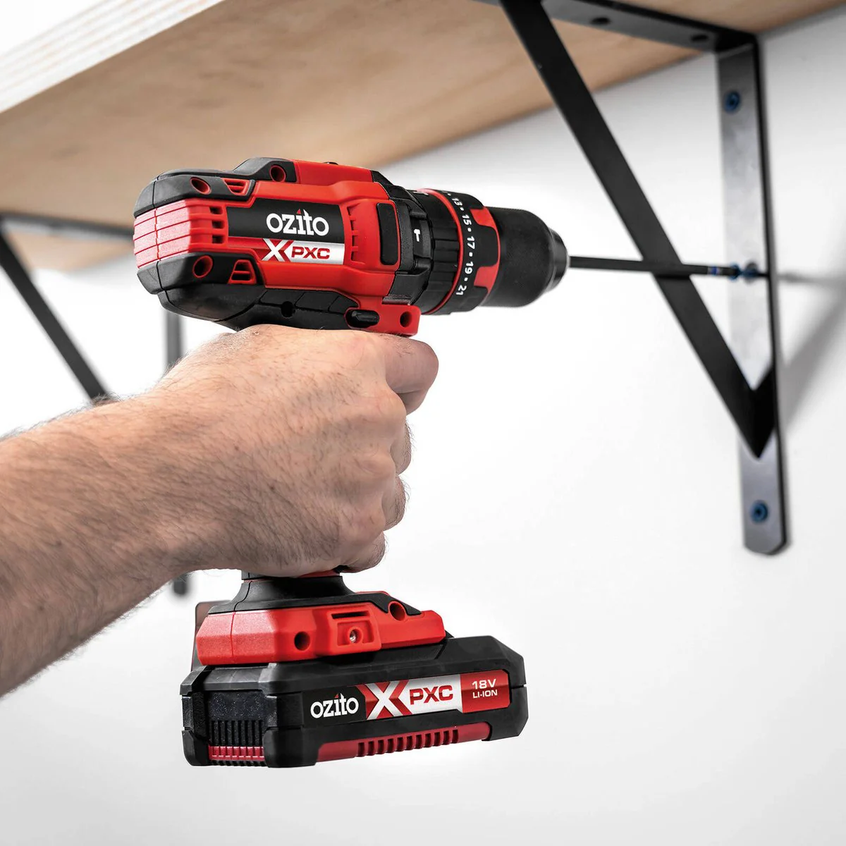 Ozito PXC 18V Hammer Drill Kit PXHDK 250 - 2.5Ah Battery - 13mm Chuck - Lightweight - Image 4