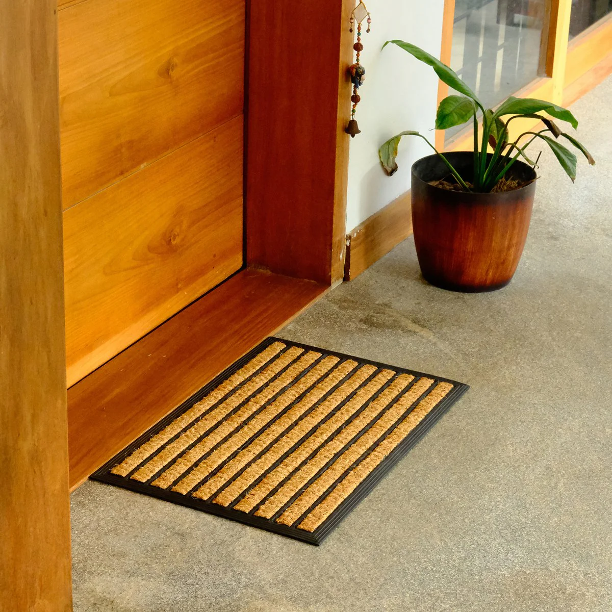 Panama Strip Coir Outdoor Mat - 40 x 60cm - Non-Slip - Durable - Easy Clean - Image 2