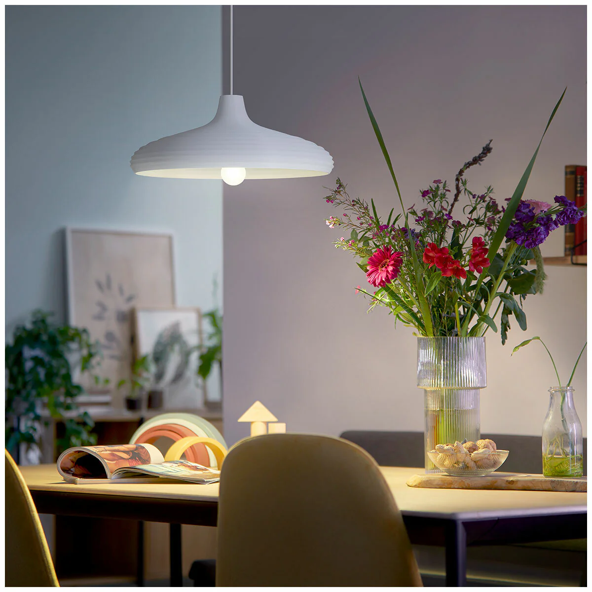 Philips Essential LED Bulb 11W E27 6500K 230V 8 Pack Cool Day Light - Image 4