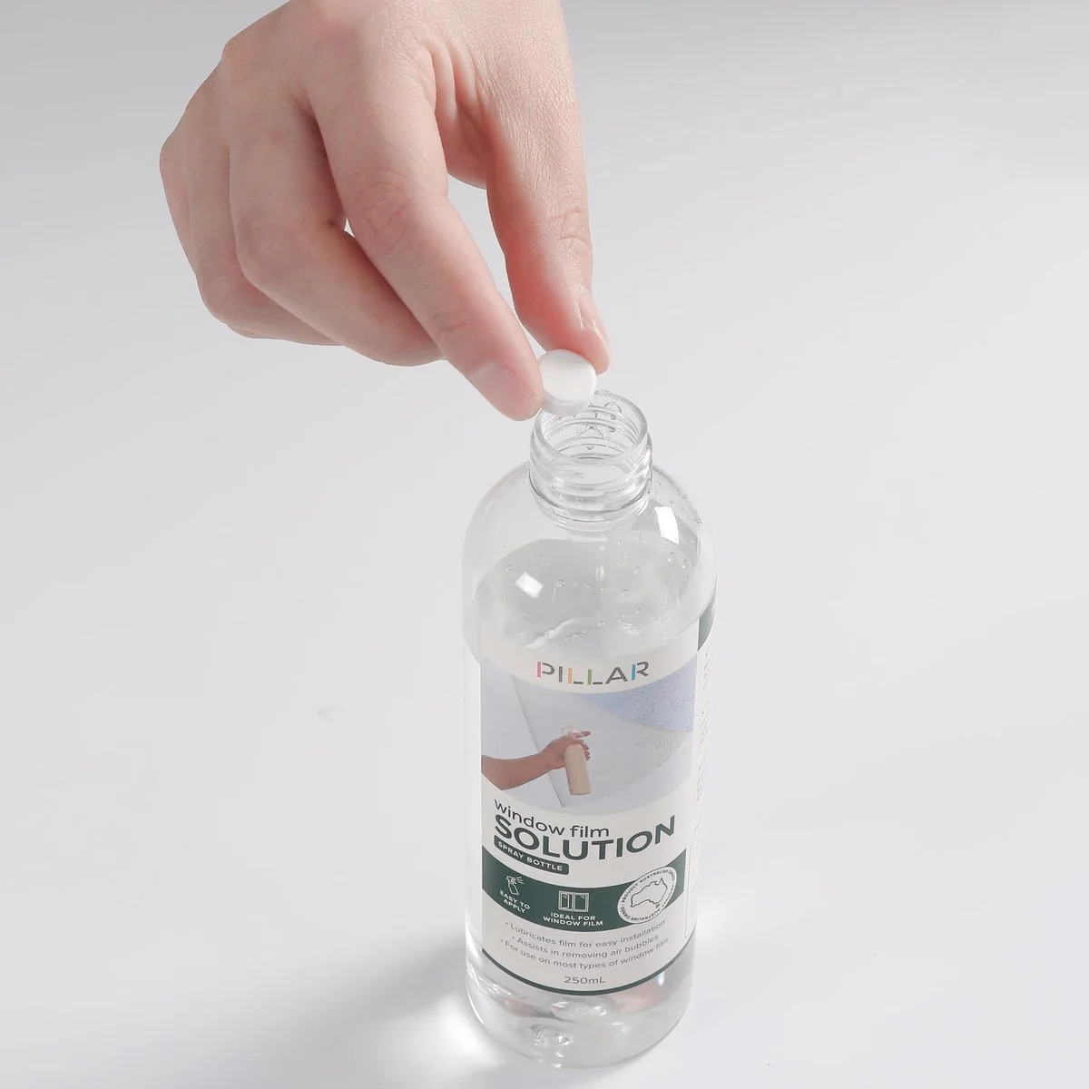 Pillar 7 Piece Window Film Applicator Kit - 250ml Spray Bottle - Smooth Application - Image 4