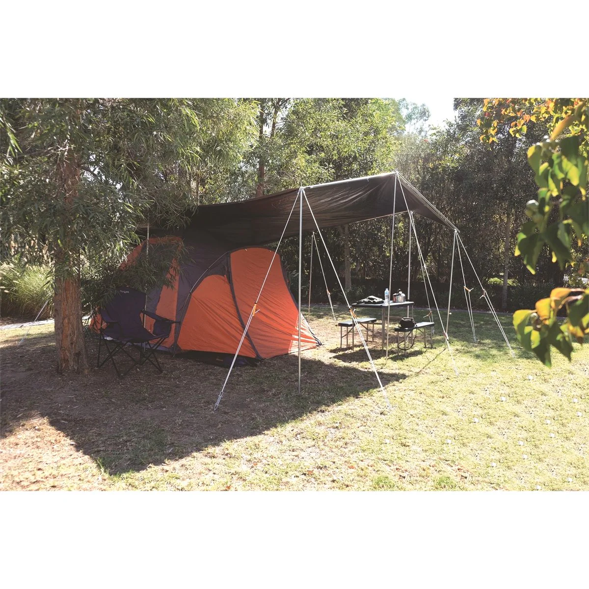 Polytuf D Ring Tarpaulin - 2.4m x 3m - Polyethylene - UV Resistant - Image 5