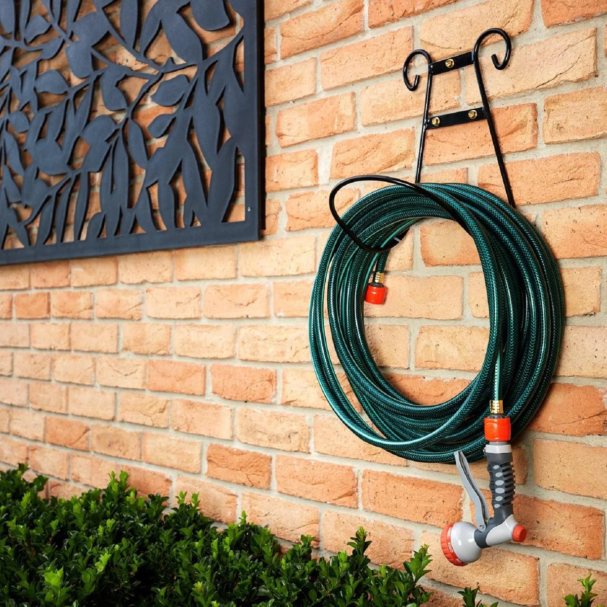 Rapid Heritage Hose Hanger - 30m - Powder Coated Steel - Wall Mount - Image 4