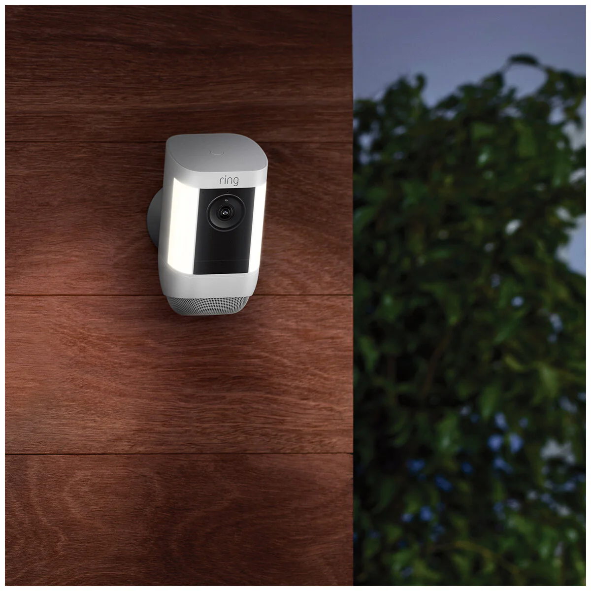 Ring Outdoor Camera Plus 2K 3 Pack + Spotlight Cam Pro 2K Battery White - Image 5