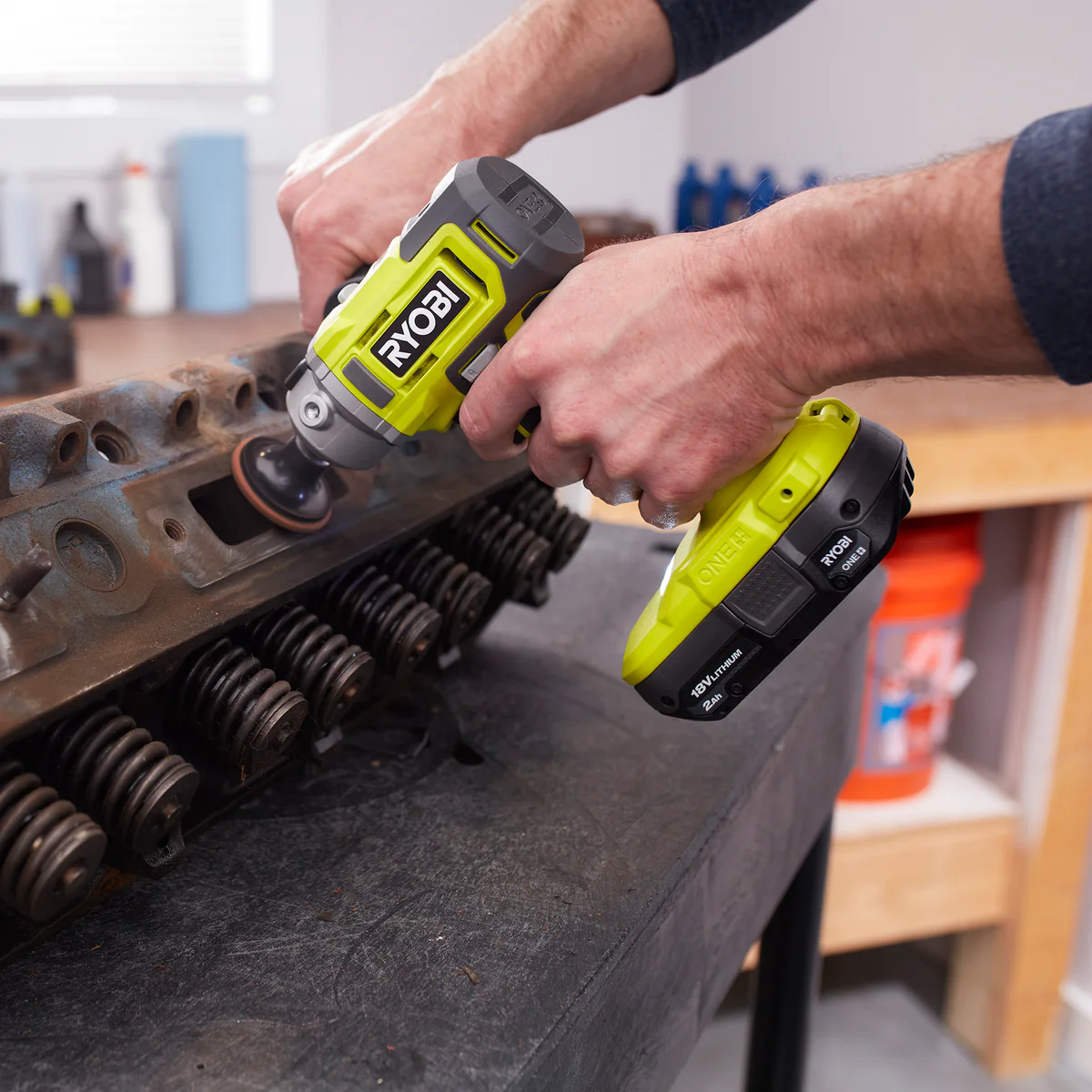 Ryobi 18V ONE+ Detail Polisher Sander Tool Only - 2-in-1 - 75mm & 50mm Pads - Image 5