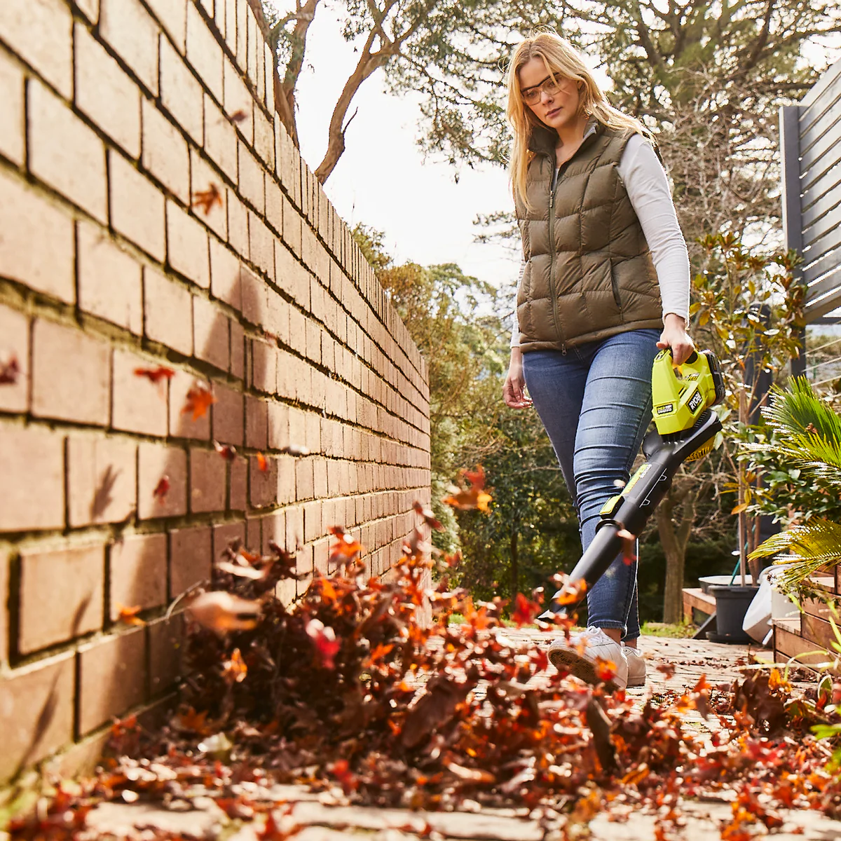 Ryobi 18V ONE+ HP Brushless Garden Blower Kit - 5.0Ah Battery - 315km/h Air Speed - Lightweight - Image 4