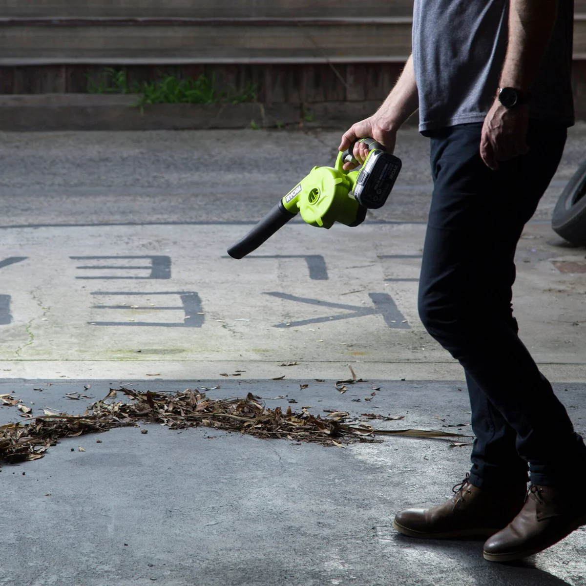 Ryobi 18V ONE+ Workshop Blower Tool Only - 200 km/h - Lightweight - Black/Hypergreen - Image 4