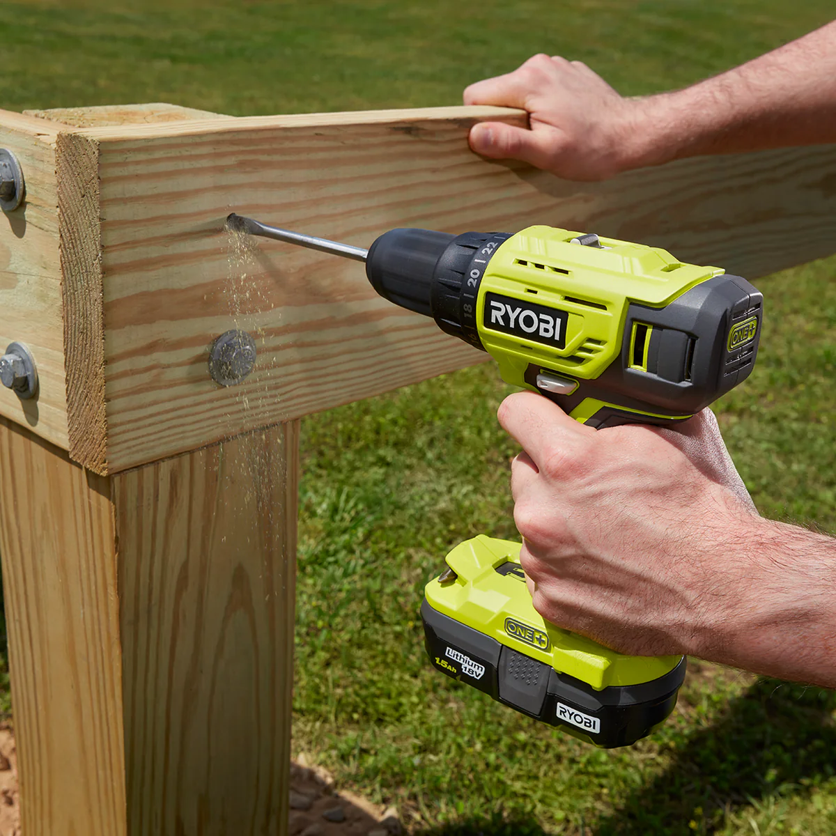 Ryobi 200 Piece DIY Essentials Kit - 281mm x 58mm x 420mm - Versatile Tools - Image 4