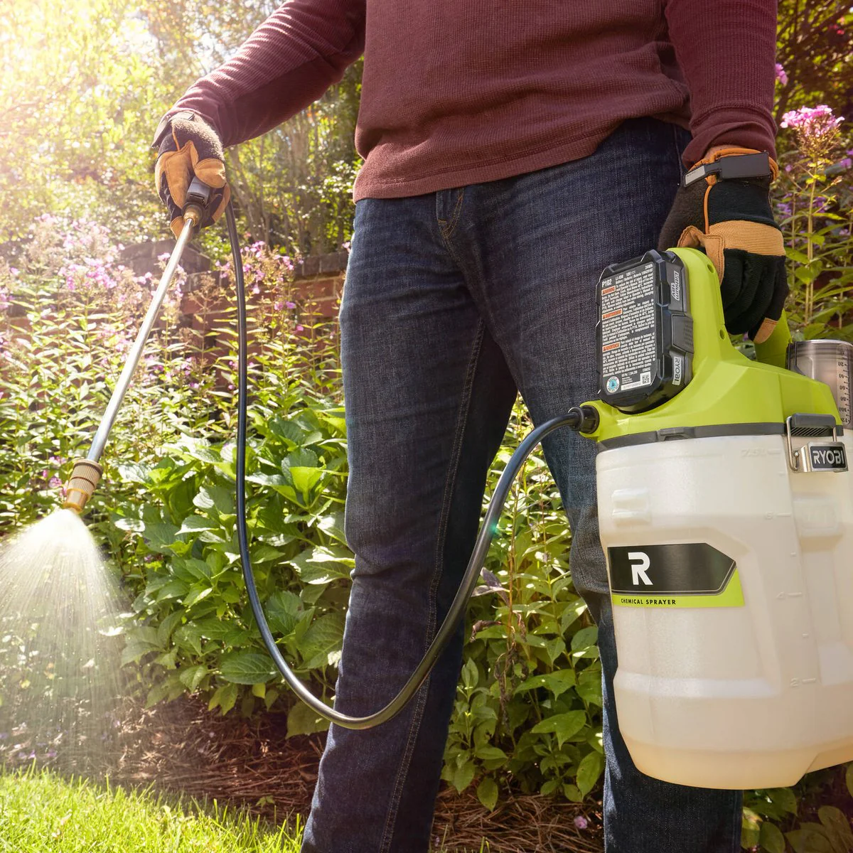Ryobi 7.5L Garden Sprayer Kit - 18V ONE+ Battery & Charger - Pest Control - Image 3